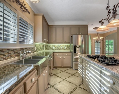 10819 Lake Windcrest - Photo Thumbnail 15