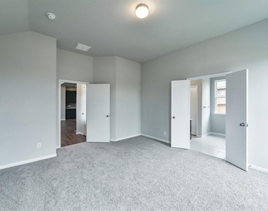 2323 Honey Heights Lane - Photo Thumbnail 18