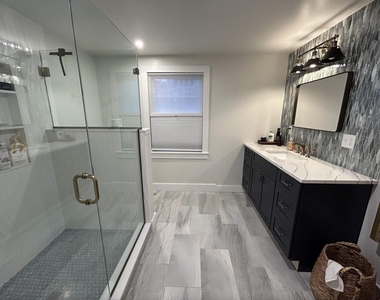 163r Water - Photo Thumbnail 13