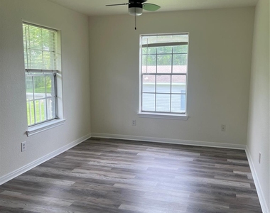 827 Algoa Friendswood Road - Photo Thumbnail 1
