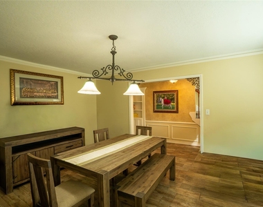 1514 Roanwood Drive - Photo Thumbnail 2
