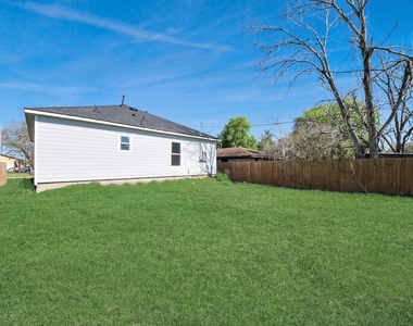 7160 Rook Boulevard - Photo Thumbnail 29