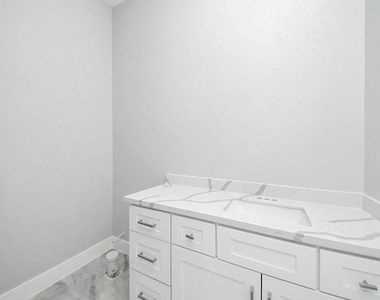 7160 Rook Boulevard - Photo Thumbnail 22