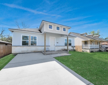 7160 Rook Boulevard - Photo Thumbnail 3
