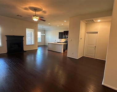 14046 Sand Ridge Crossing - Photo Thumbnail 3