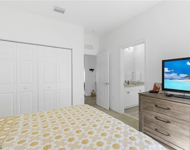 5039 Frattina Street - Photo Thumbnail 21