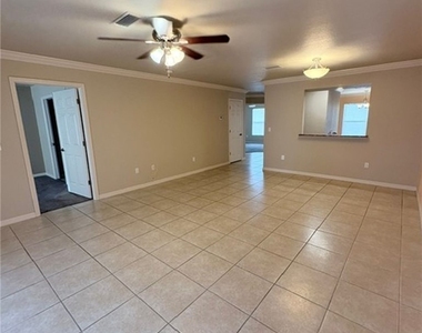 3910 Santa Barbara Boulevard - Photo Thumbnail 6