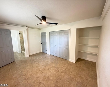 2712 Sw 2nd Avenue - Photo Thumbnail 13