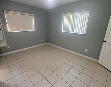 708 Se 47th Street - Photo Thumbnail 11