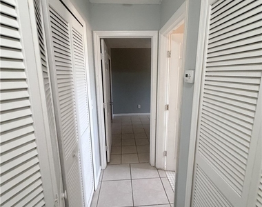 708 Se 47th Street - Photo Thumbnail 6