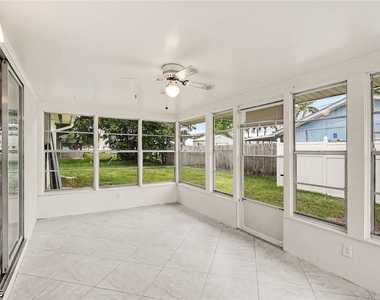 5403 Baylor Lane - Photo Thumbnail 13