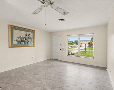 5403 Baylor Lane - Photo Thumbnail 2