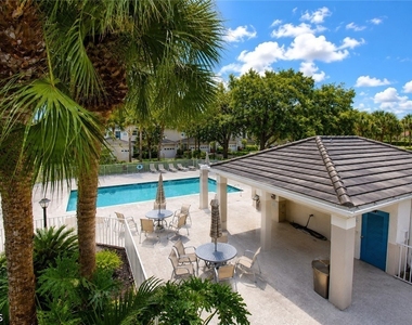12181 Summergate Circle - Photo Thumbnail 30