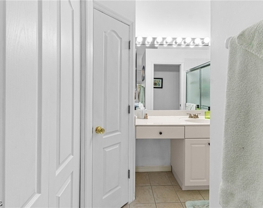 12181 Summergate Circle - Photo Thumbnail 17