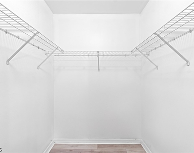 12181 Summergate Circle - Photo Thumbnail 19