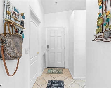 12181 Summergate Circle - Photo Thumbnail 2
