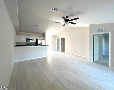 605 Se 14th Street - Photo Thumbnail 30