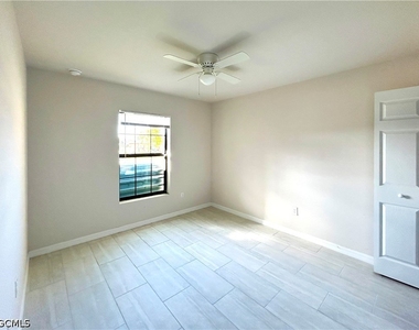 605 Se 14th Street - Photo Thumbnail 9
