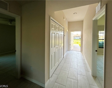 605 Se 14th Street - Photo Thumbnail 10