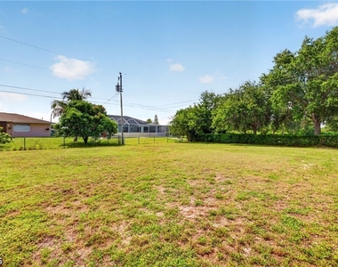 903 Se 5th Avenue - Photo Thumbnail 22