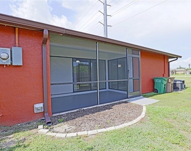 4417 Sw Santa Barbara Place - Photo Thumbnail 15