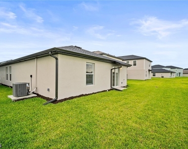 17556 Monte Isola Way - Photo Thumbnail 29