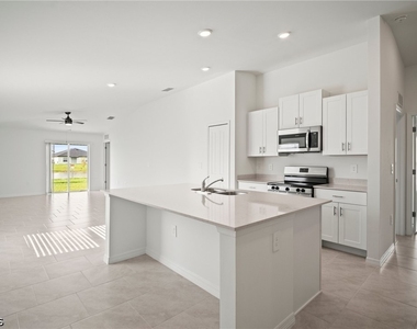17556 Monte Isola Way - Photo Thumbnail 4