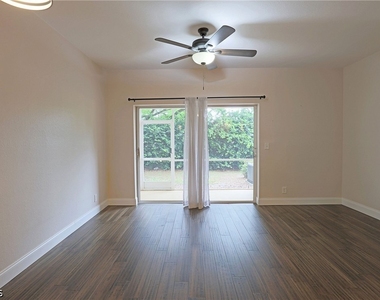 8291 Pacific Beach Drive - Photo Thumbnail 6