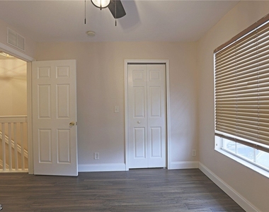 8291 Pacific Beach Drive - Photo Thumbnail 13