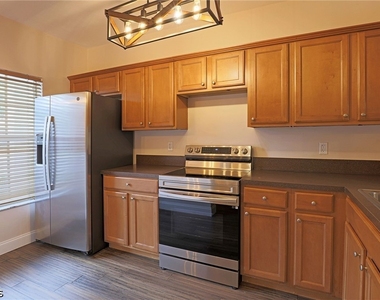 8291 Pacific Beach Drive - Photo Thumbnail 4