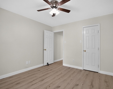 22 E Sterling Pond Circle - Photo Thumbnail 17
