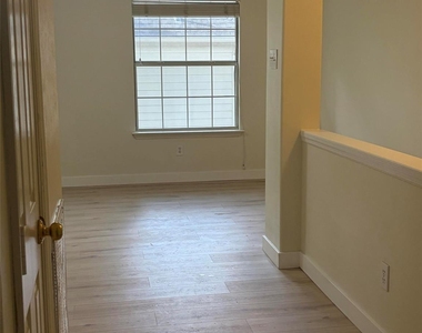 22 E Sterling Pond Circle - Photo Thumbnail 3