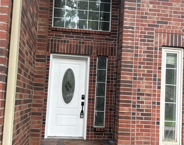 22 E Sterling Pond Circle - Photo Thumbnail 1