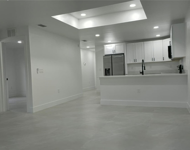 4429 26th Street Sw - Photo Thumbnail 10