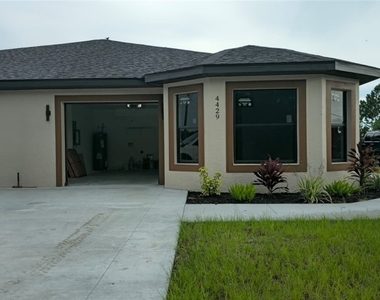 4429 26th Street Sw - Photo Thumbnail 7