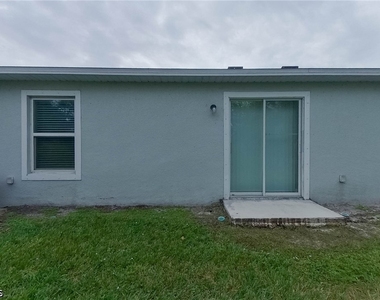9131 Aegean Circle - Photo Thumbnail 21