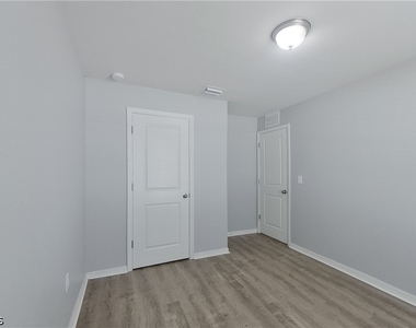 2227 Nw 11th Court - Photo Thumbnail 11