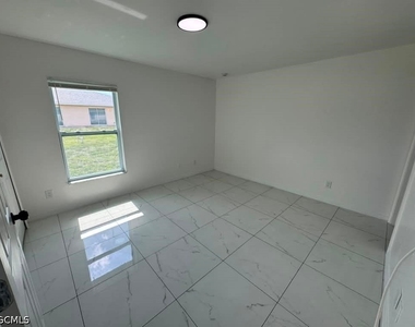 732 Ichabod Avenue - Photo Thumbnail 4