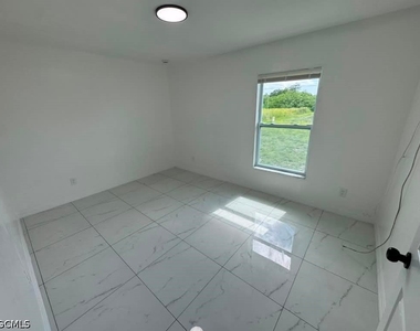 732 Ichabod Avenue - Photo Thumbnail 15