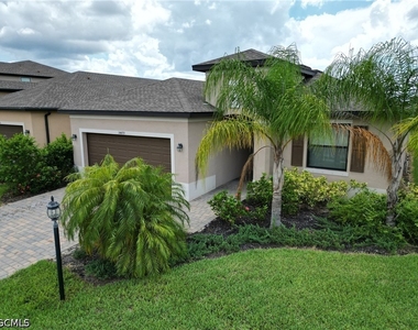 14499 Cantabria Drive - Photo Thumbnail 10