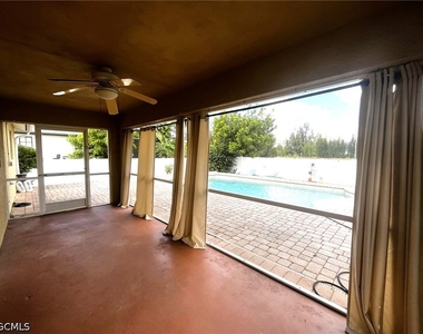 2136 Nw 22nd Place - Photo Thumbnail 31
