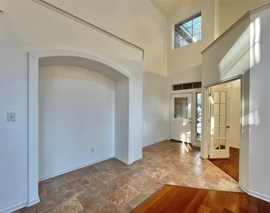 11 Dalea Place - Photo Thumbnail 3