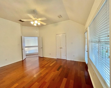 11 Dalea Place - Photo Thumbnail 31