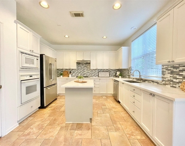 11 Dalea Place - Photo Thumbnail 14