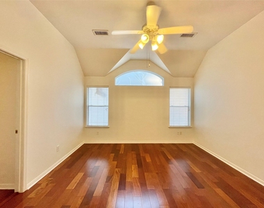 11 Dalea Place - Photo Thumbnail 40