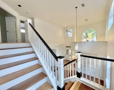 11 Dalea Place - Photo Thumbnail 27