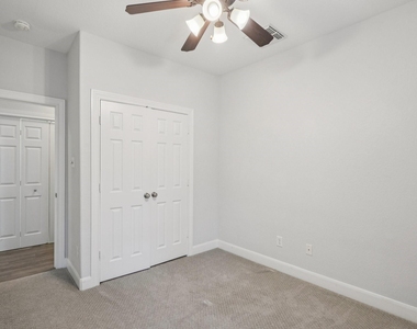 90 Panterra Way - Photo Thumbnail 31