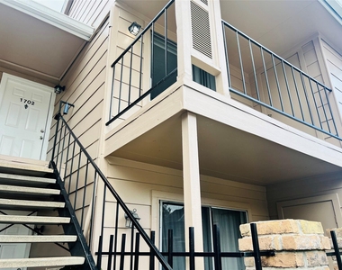 2800 Jeanetta Street - Photo Thumbnail 1