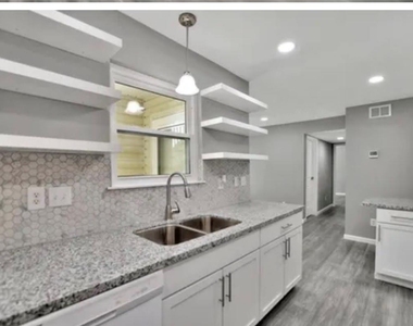 7600 Emmett F Lowry Expressway - Photo Thumbnail 1