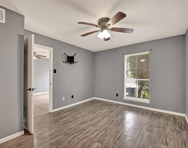 18800 Egret Bay Blvd Boulevard - Photo Thumbnail 18